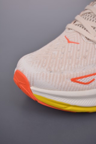 Hoka One view 6