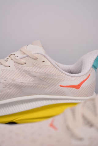 Hoka One view 8
