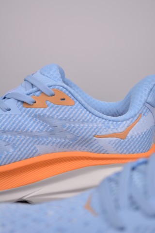 Hoka One view 8