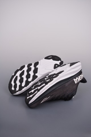 Hoka One view 3