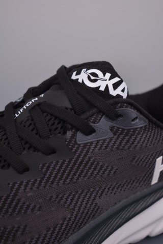 Hoka One view 7