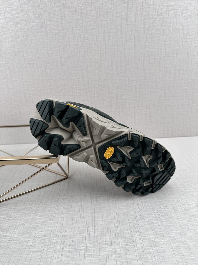 Hoka Anacapa GTX 'Army Green' view