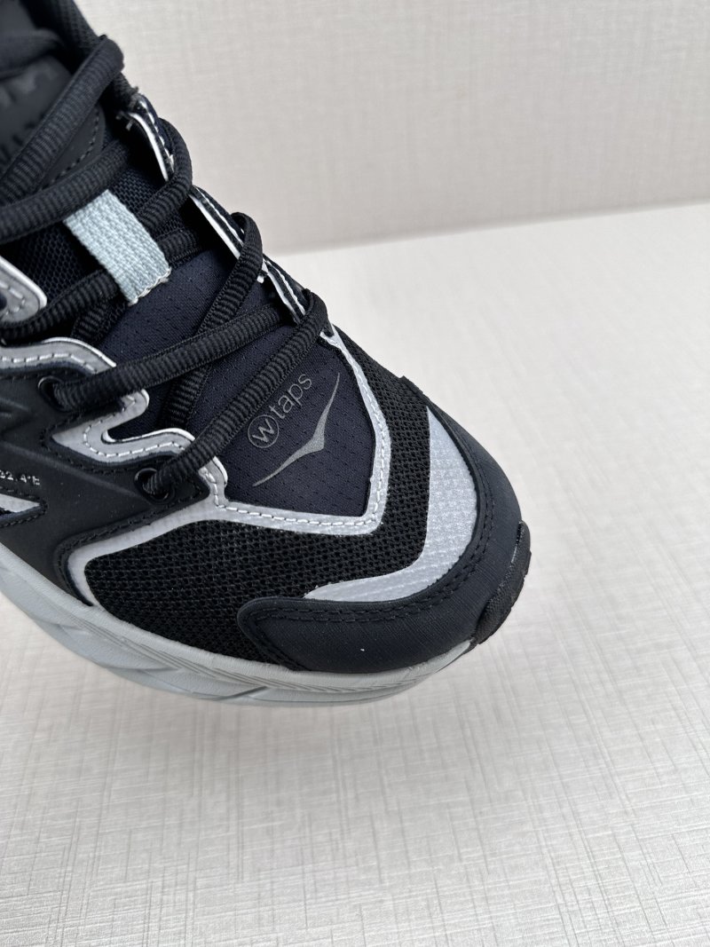 Hoka Anacapa GTX 'Black / Grey' view
