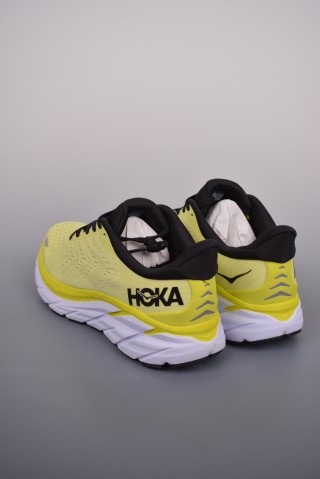 Hoka One Clifton 8 view 2