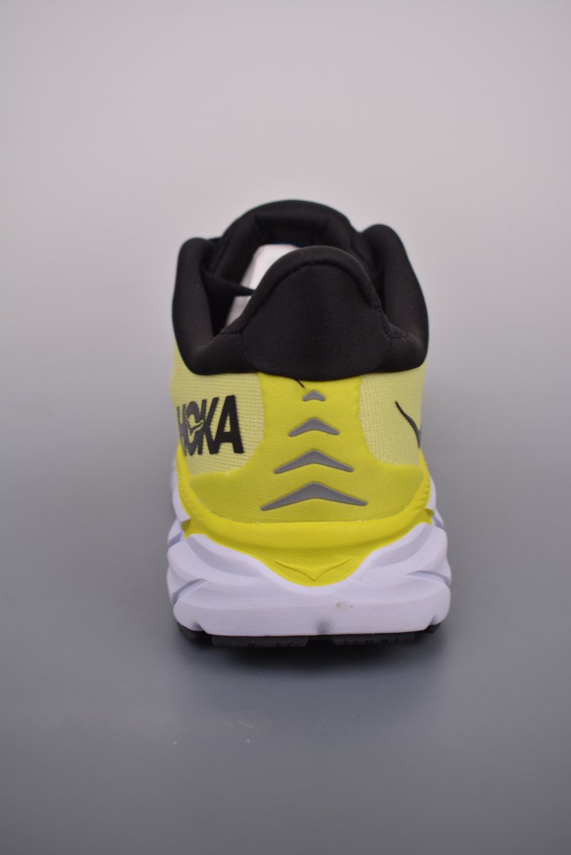 Hoka One Clifton 8 view