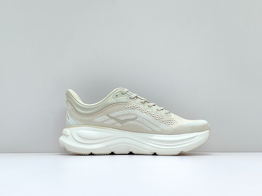 Hoka One Clifton 9 Low view