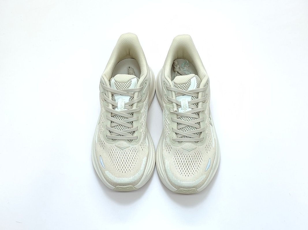 Hoka One Clifton 9 Low view