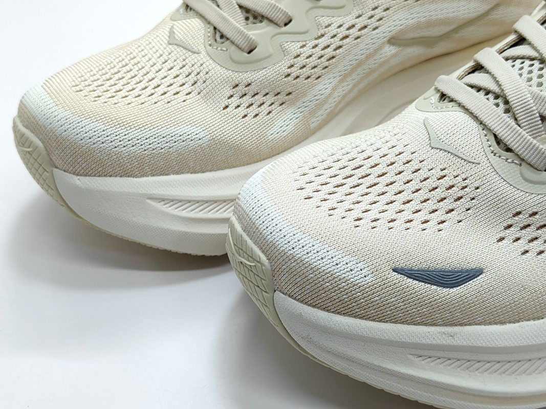 Hoka One Clifton 9 Low view