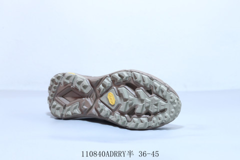 Hoka One Clifton 8 view 4