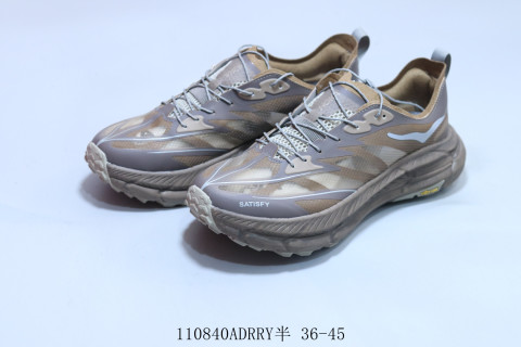 Hoka One Clifton 8 view 5