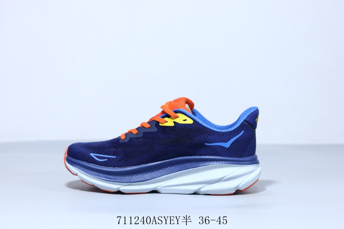 Hoka One Clifton 8 view