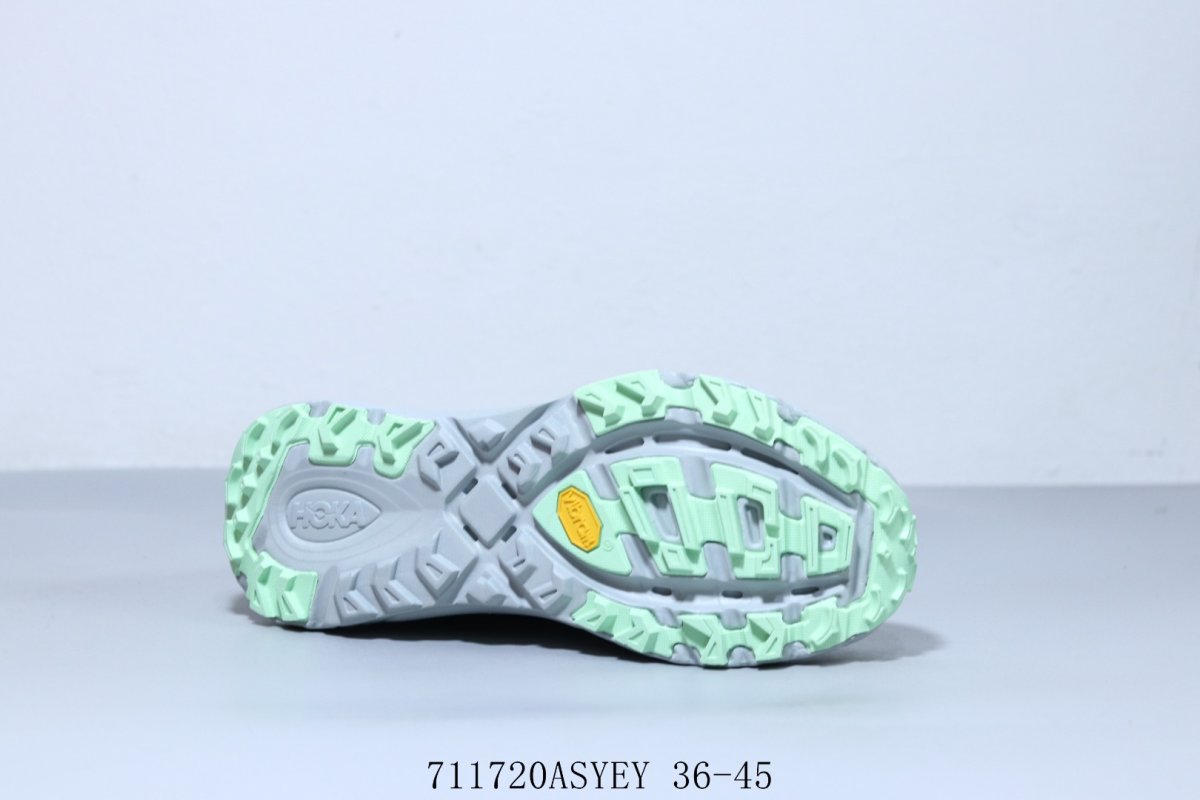 Hoka One Clifton 8 view
