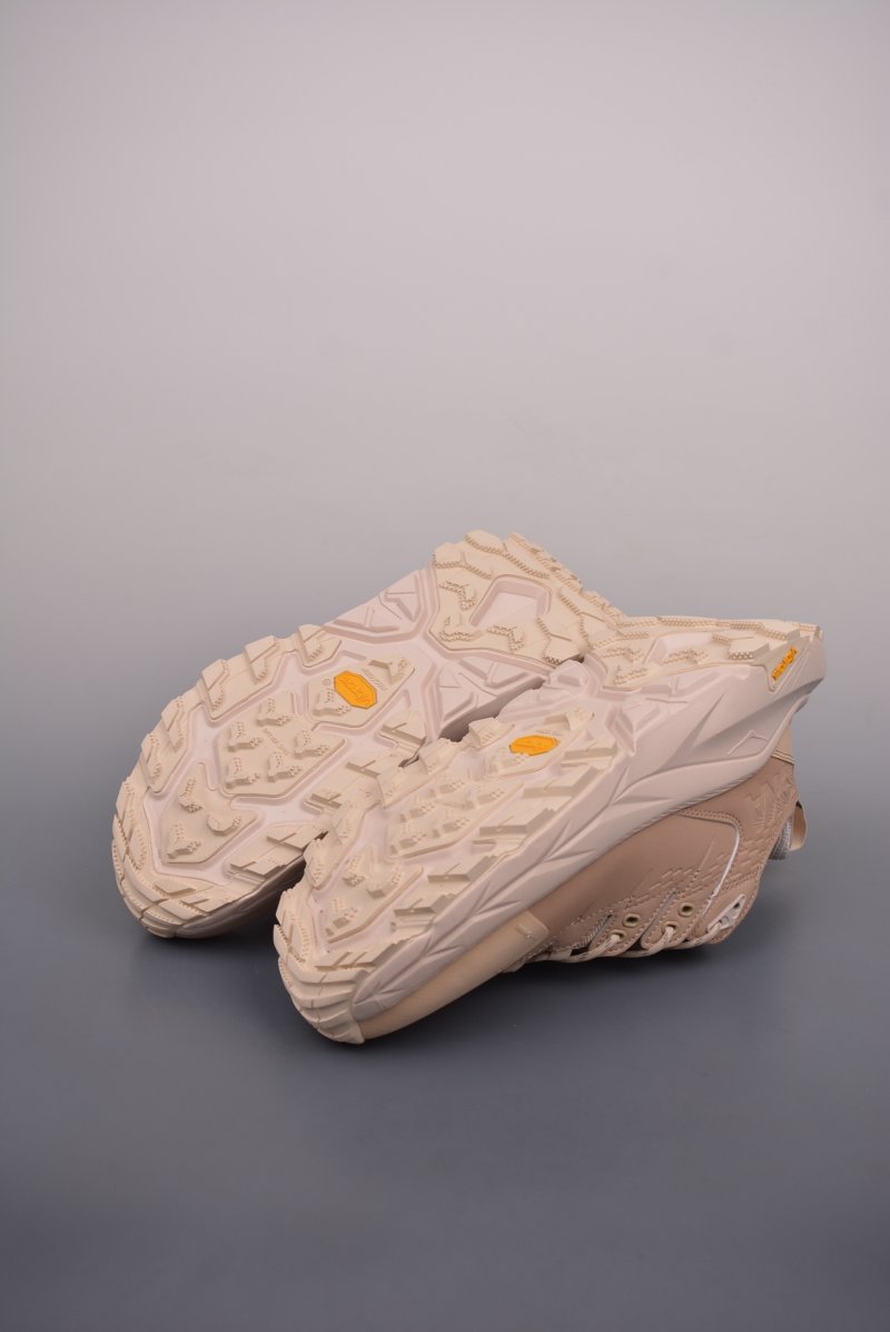 Hoka One Kaha 2 Low GTX view