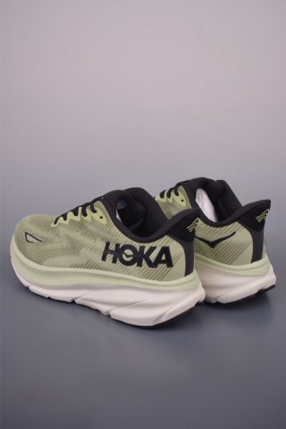 Hoka One M Clifton 9 view 2