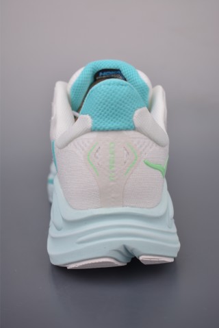 Hoka One M Clifton 10 view 4