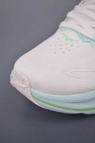 Hoka One M Clifton 10 view 6