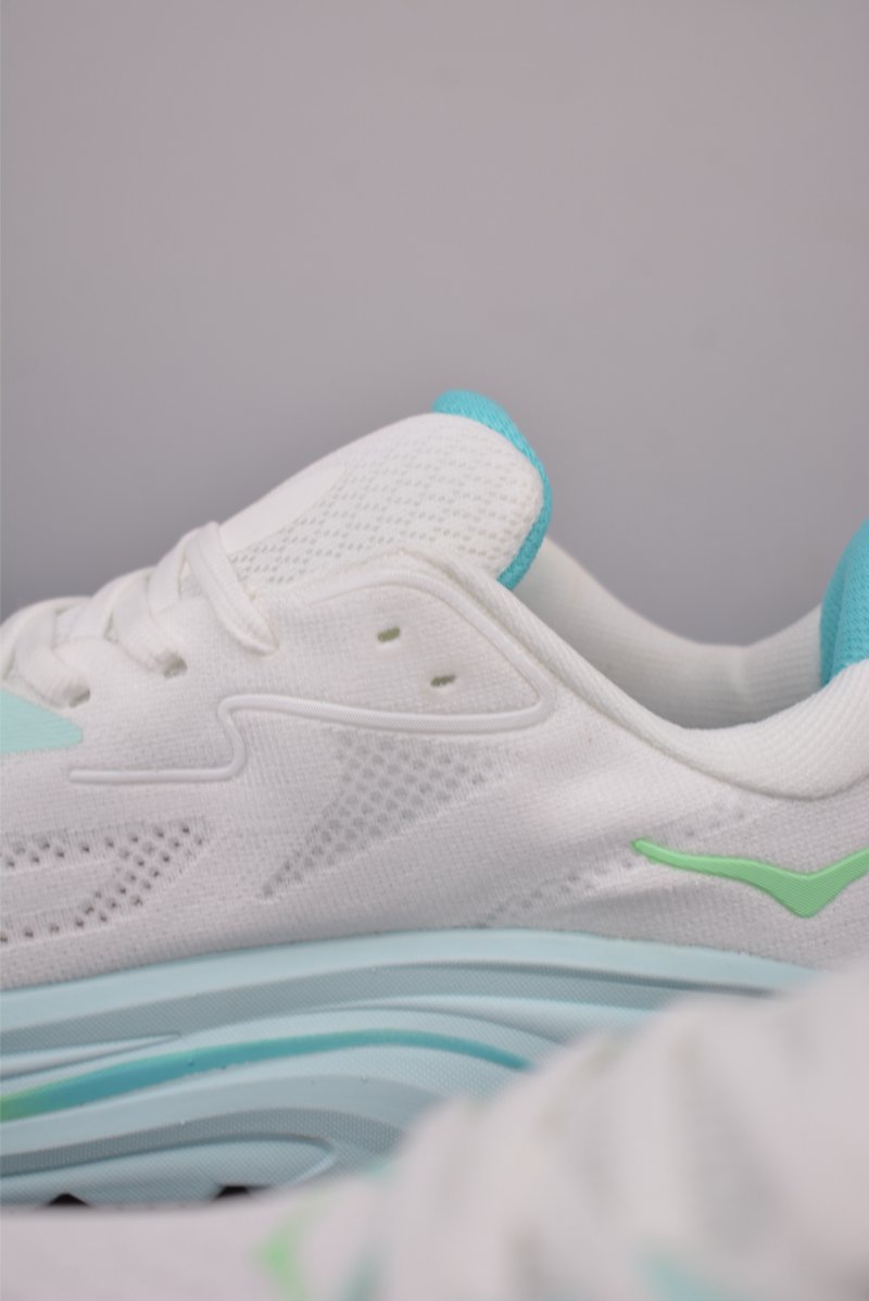 Hoka One M Clifton 10 view
