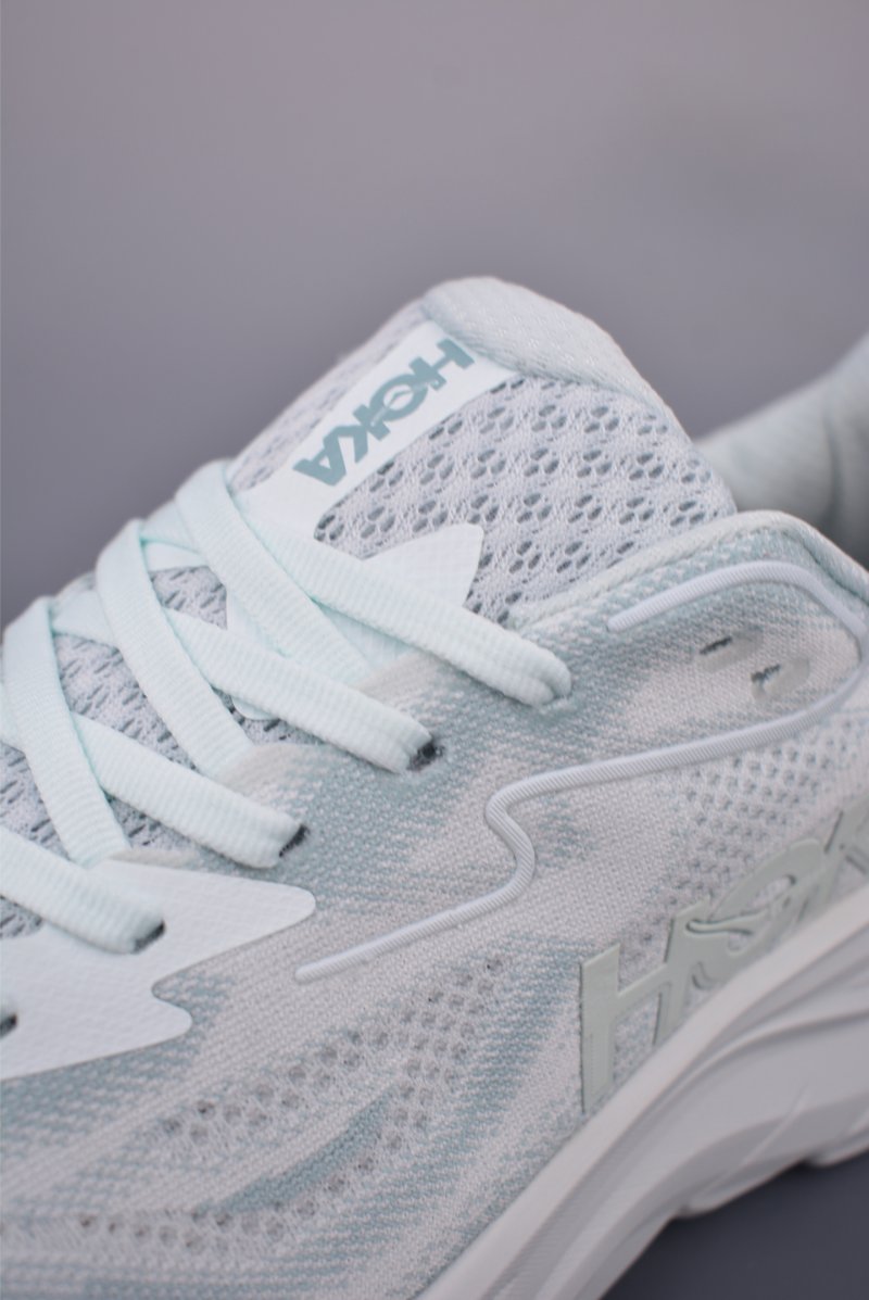 Hoka One M Clifton 9 view