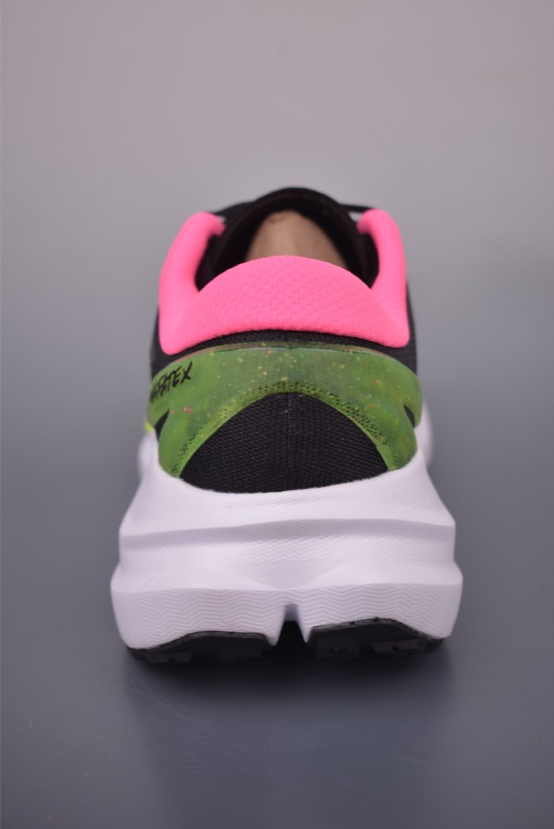 Hoka One M Rincon X view