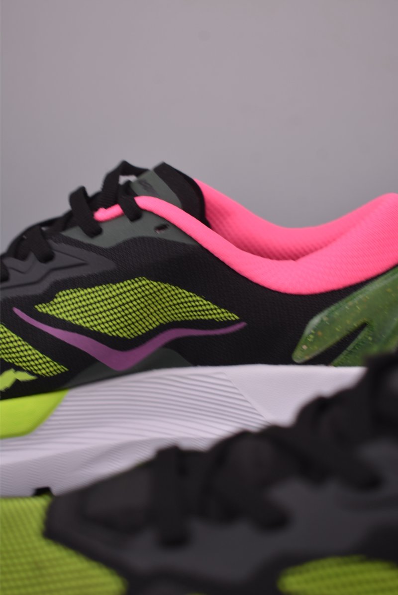 Hoka One M Rincon X view