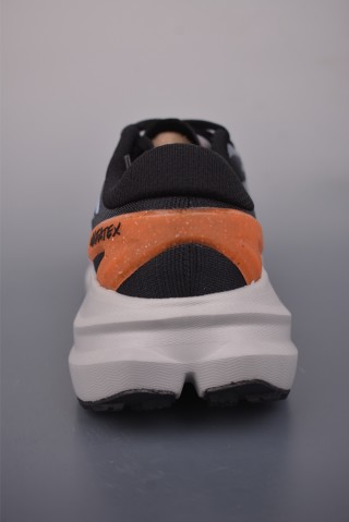 Hoka One M Rincon X view 22