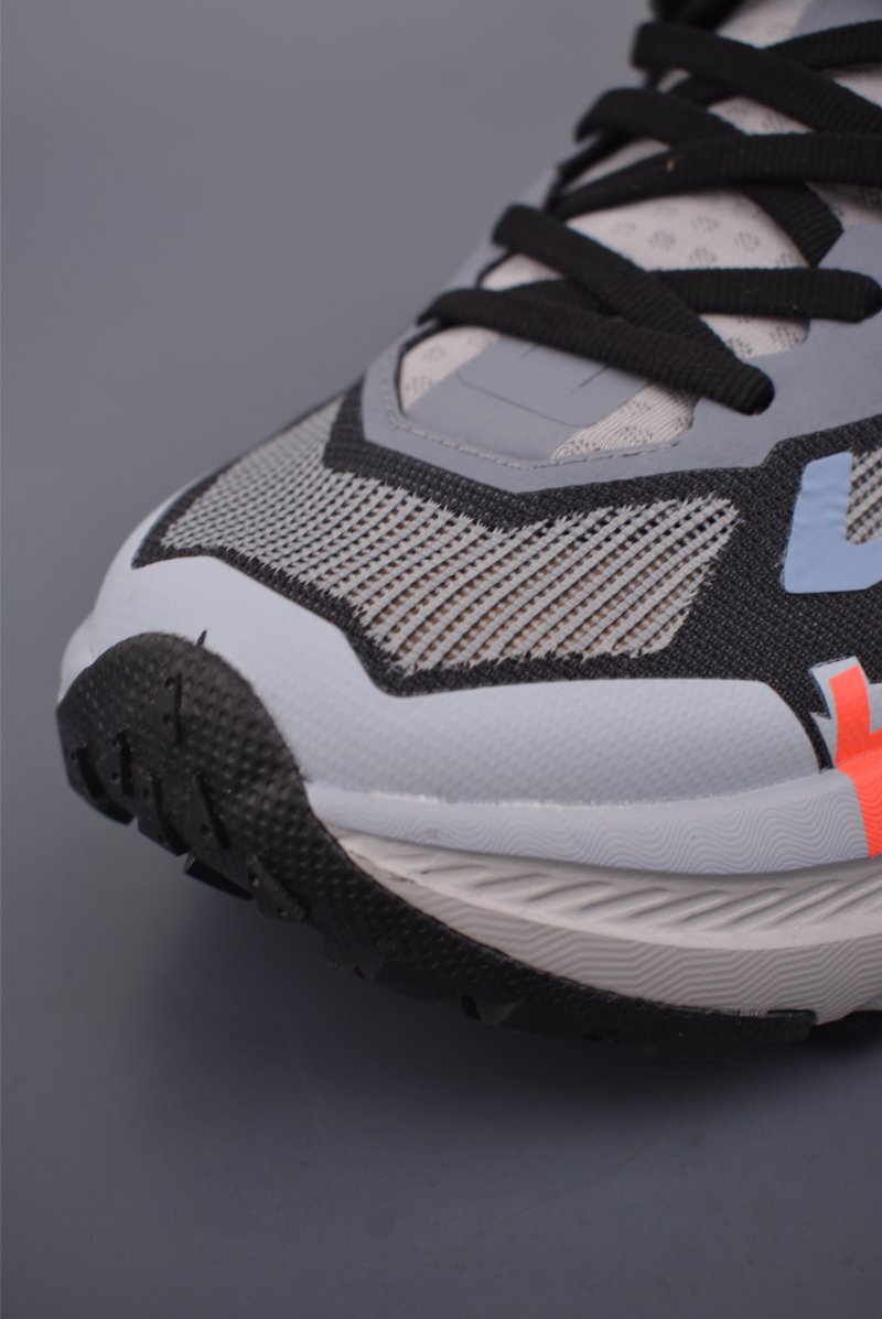 Hoka One M Rincon X view
