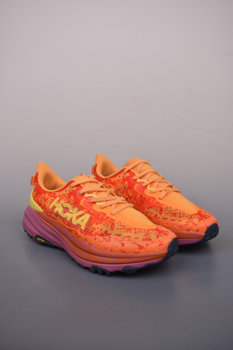 Hoka One M Speedgoat 6