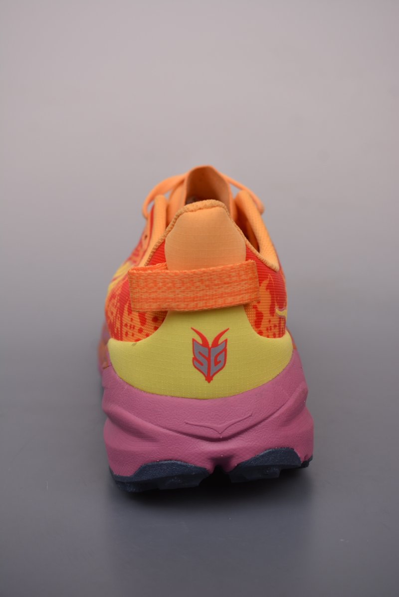 Hoka One M Speedgoat 6 view