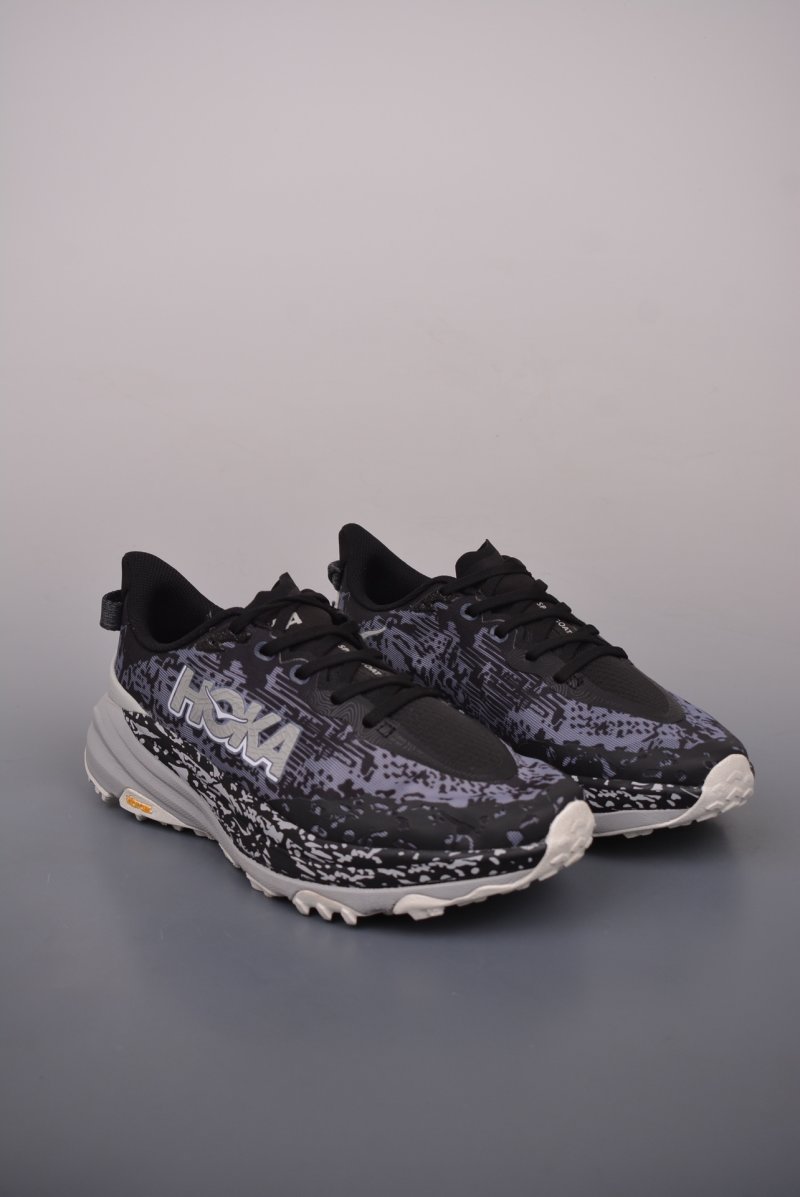 Hoka One M Speedgoat 6