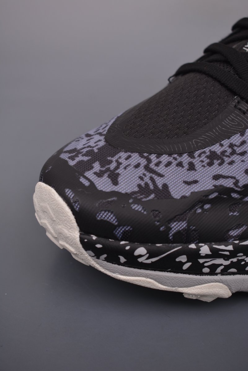 Hoka One M Speedgoat 6 view