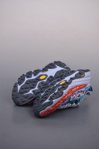 Hoka One M Speedgoat 6 view 3