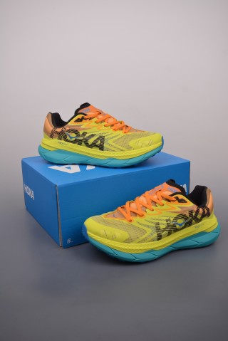 Hoka One M Tecton X 2 view 5