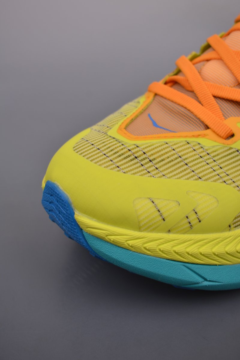 Hoka One M Tecton X 2 view