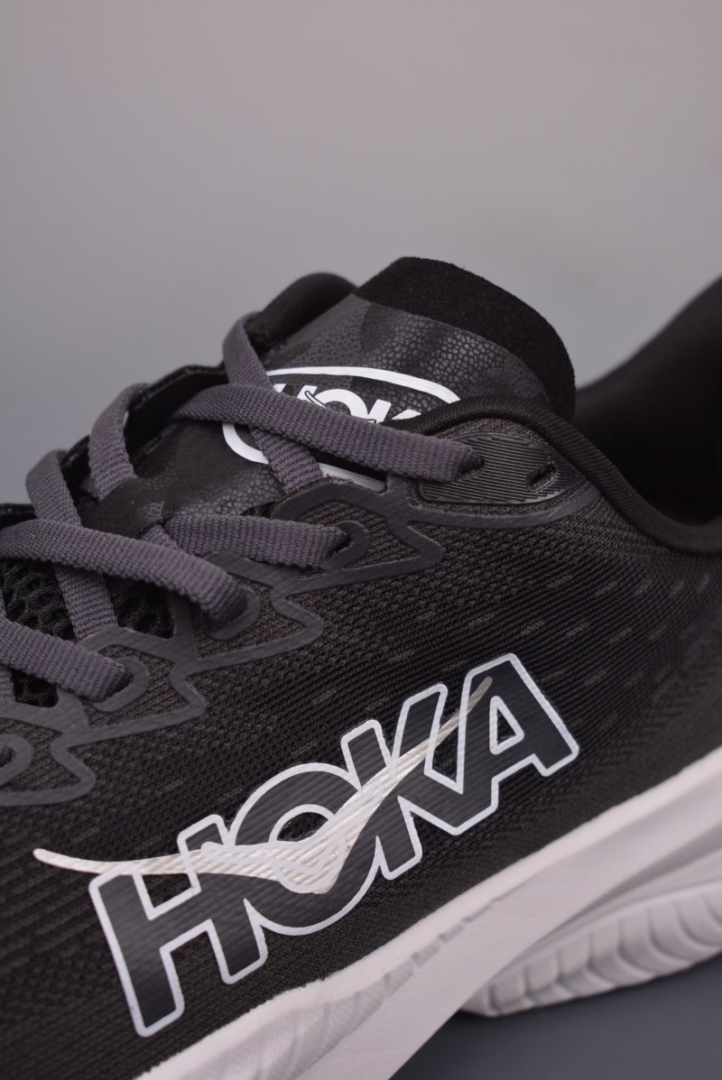 Hoka One One Mach 6 view