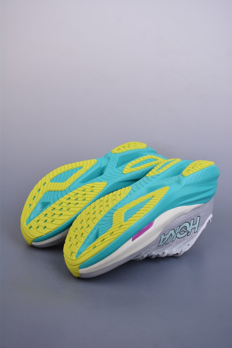 Hoka One One Mach X 2 view