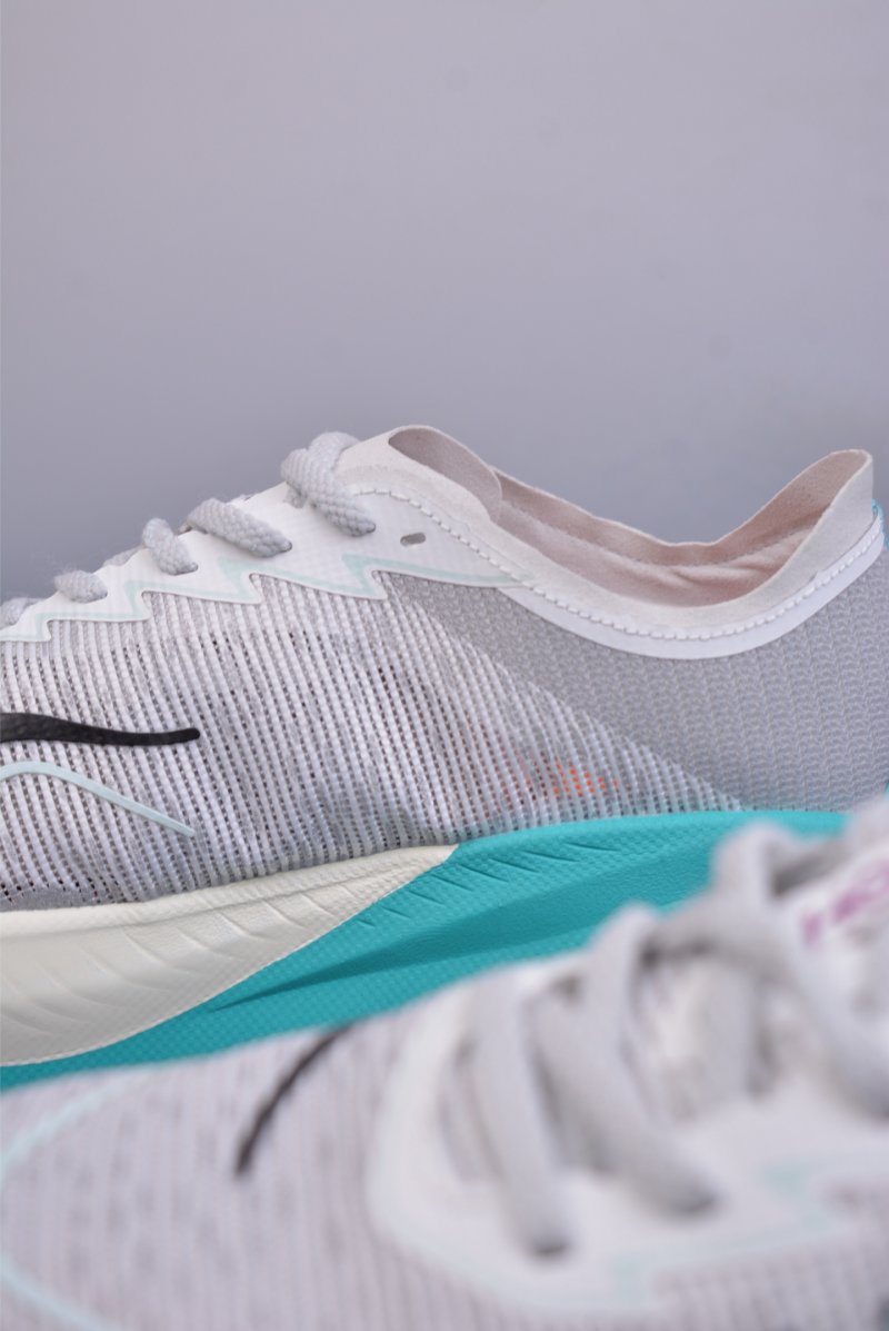 Hoka One One Mach X 2 view