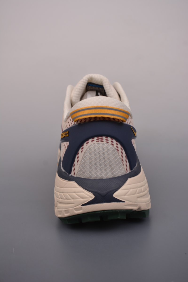 Hoka One One Mafate Speed 2 view