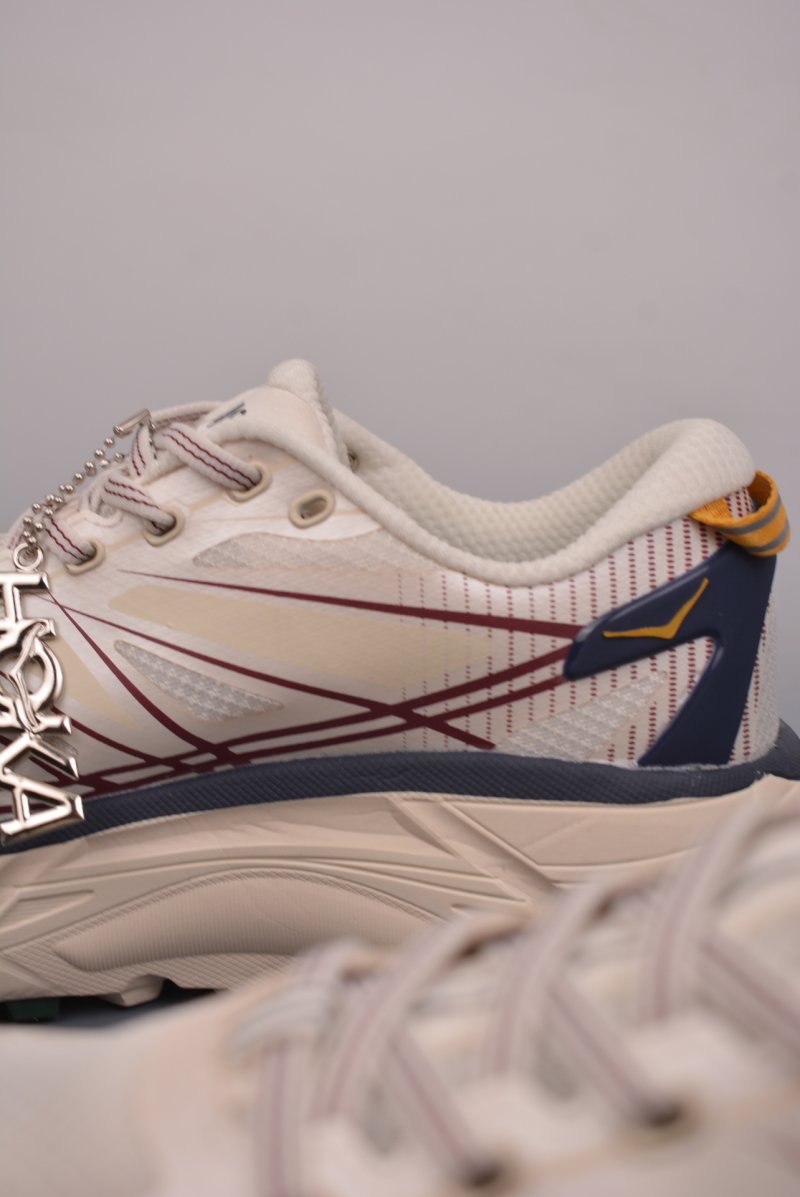 Hoka One One Mafate Speed 2 view