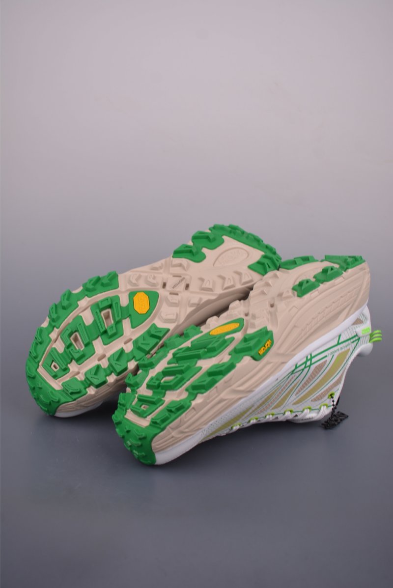 Hoka One One Mafate Speed 2 view