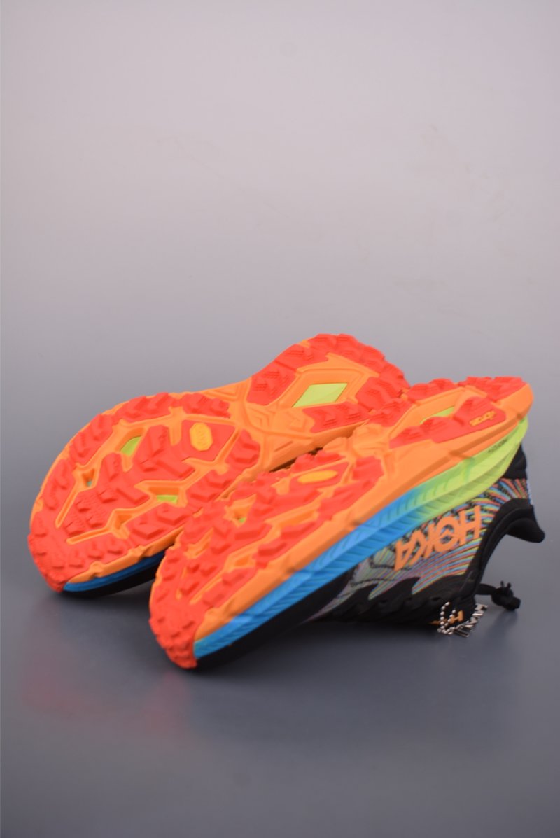 Hoka One One Mafate Speed 4 view