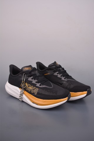 Hoka One One Mafate Speed 4 view 1
