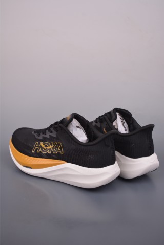 Hoka One One Mafate Speed 4 view 2