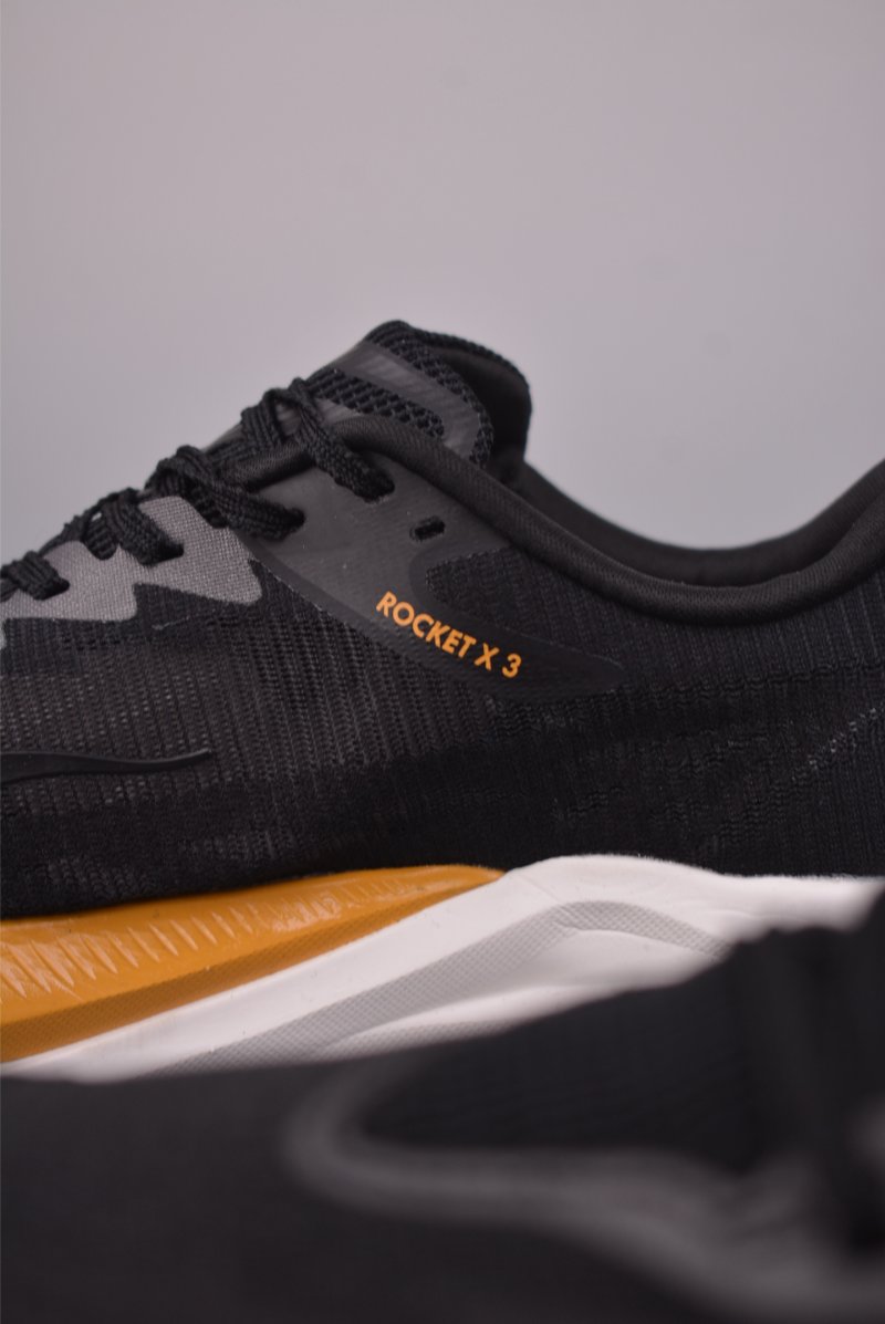 Hoka One One Mafate Speed 4 view