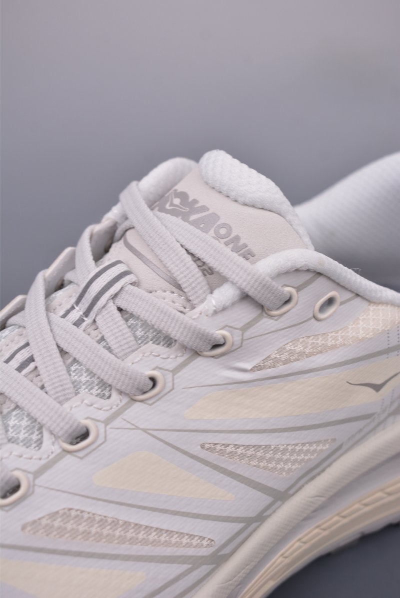 Hoka One One Mafate Three 2 view