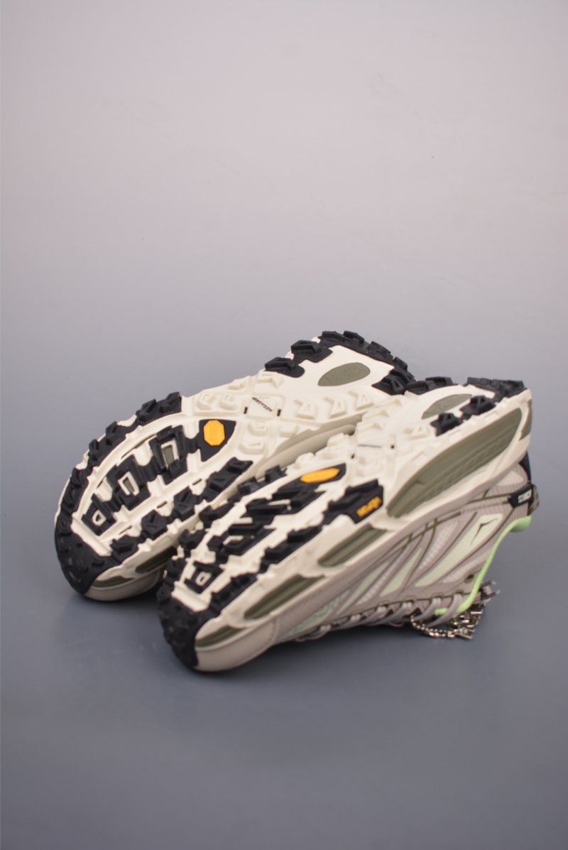 Hoka One One Mafate Three 2 view