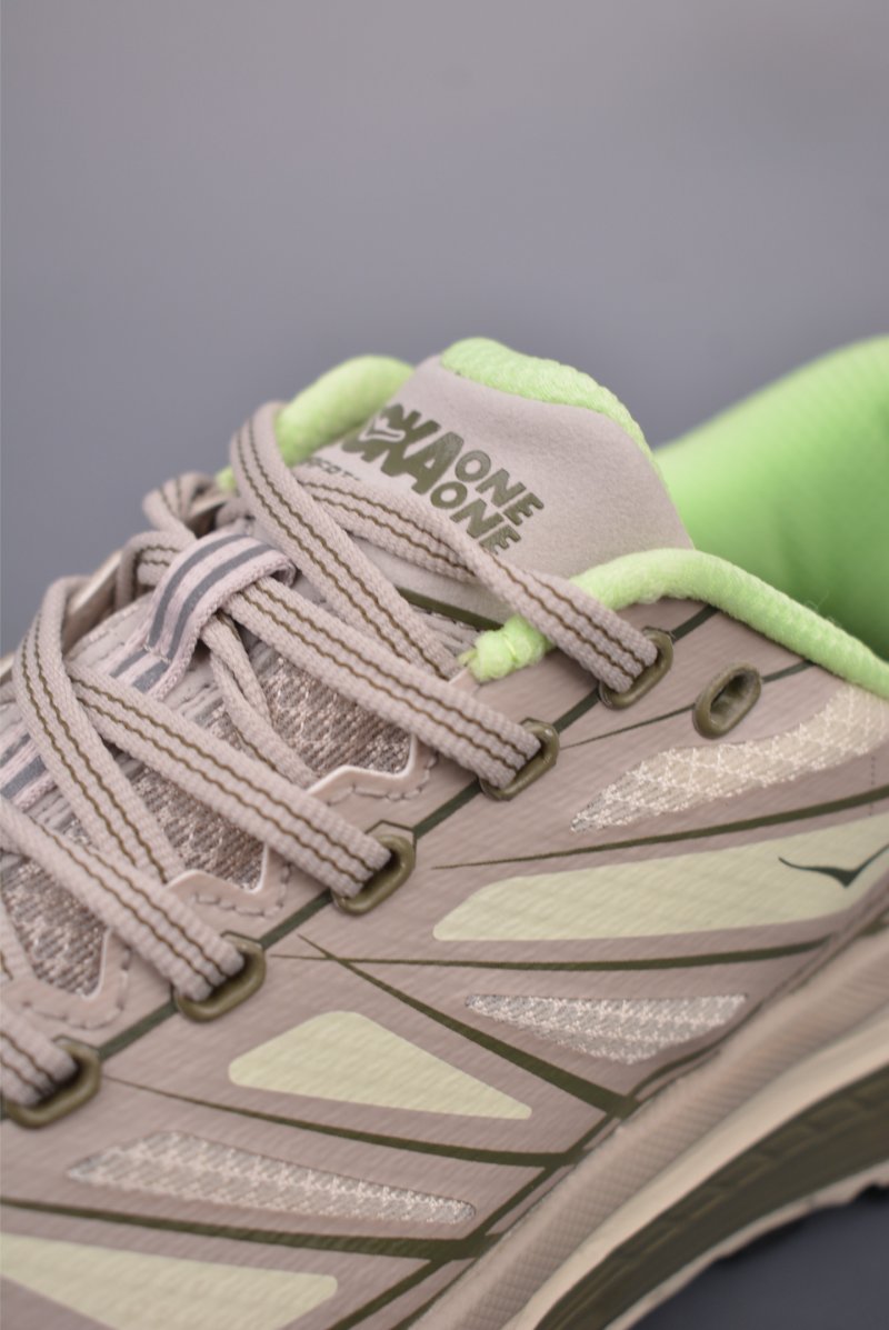 Hoka One One Mafate Three 2 view