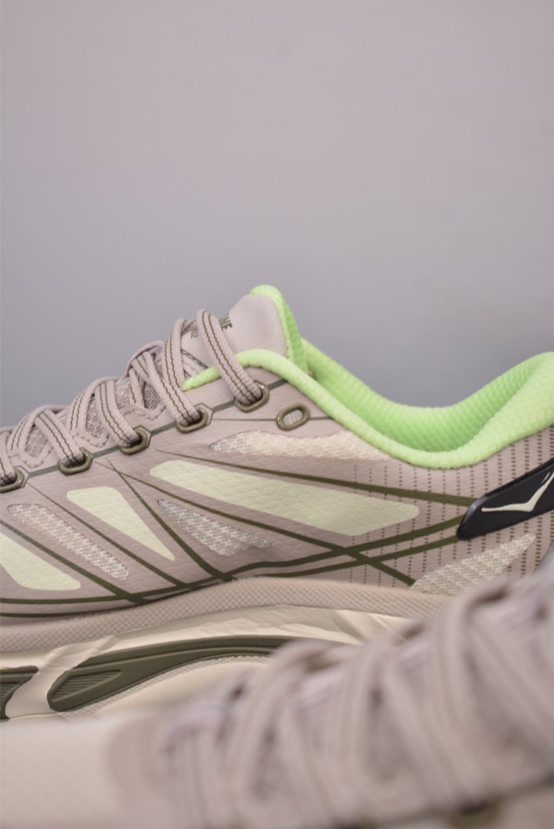 Hoka One One Mafate Three 2 view