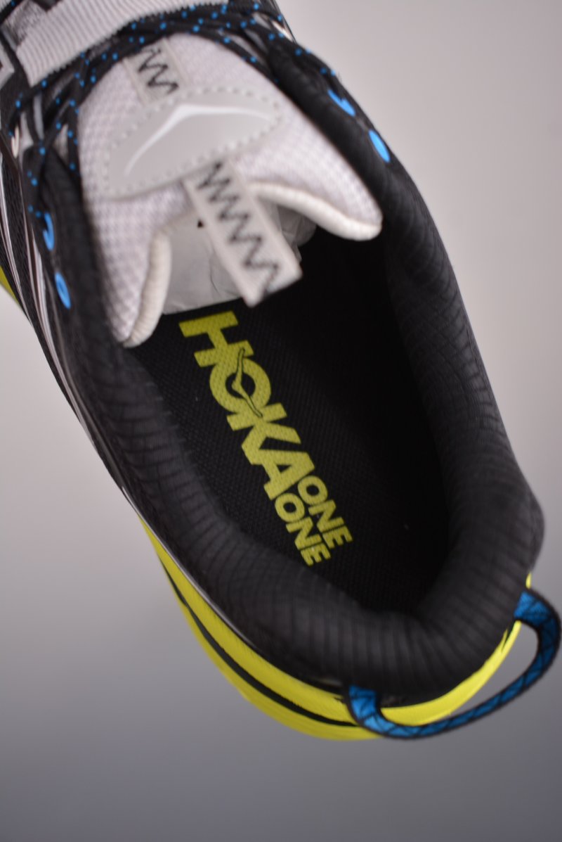 Hoka One One Mafate Three 2 view