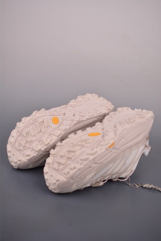 Hoka One One Mafate Three 2 view 3