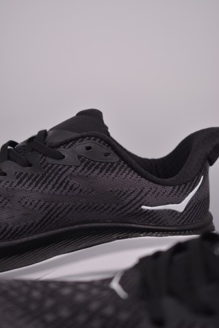 Hoka One One Mclifton 9 view 8